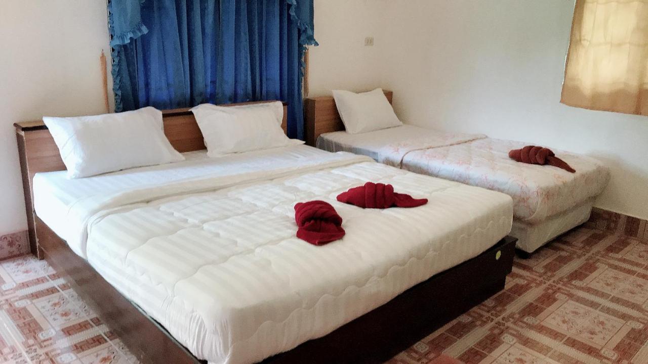 Lanta School Beach Resort Koh Lanta Exterior photo