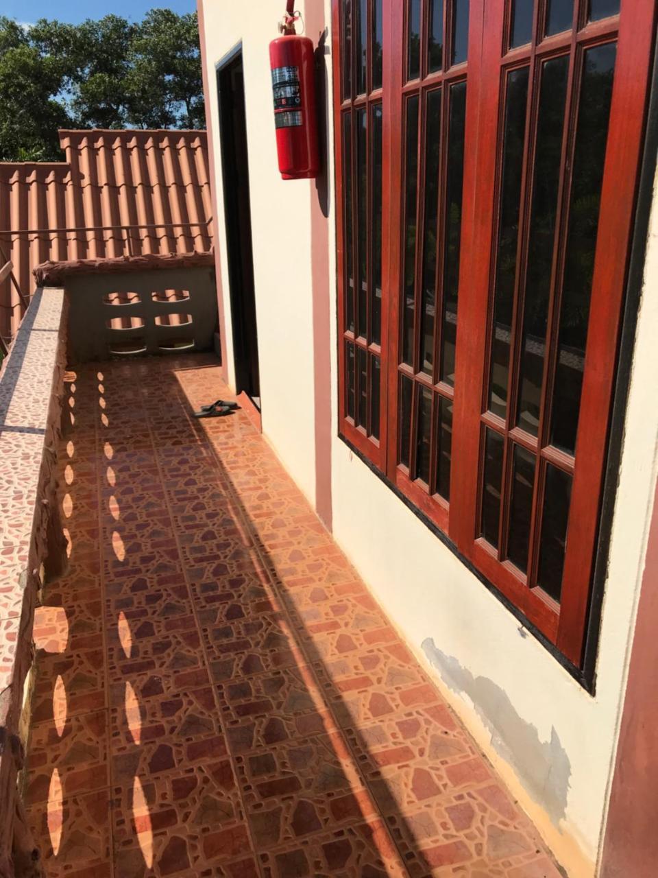 Lanta School Beach Resort Koh Lanta Exterior photo